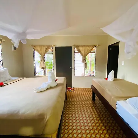 Max Beachside Homestay Nalauwaki Exterior photo